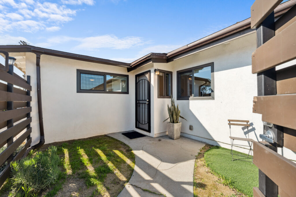 002_327 L St Middle Unit_HIGH RES_20250324