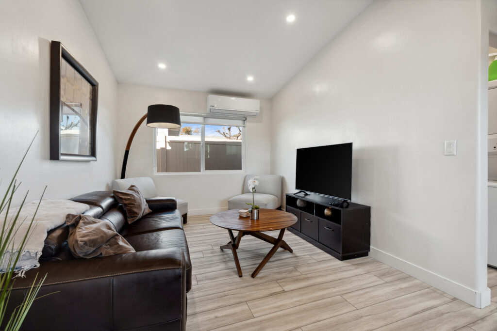 009_327 L St Middle Unit_HIGH RES_20250324