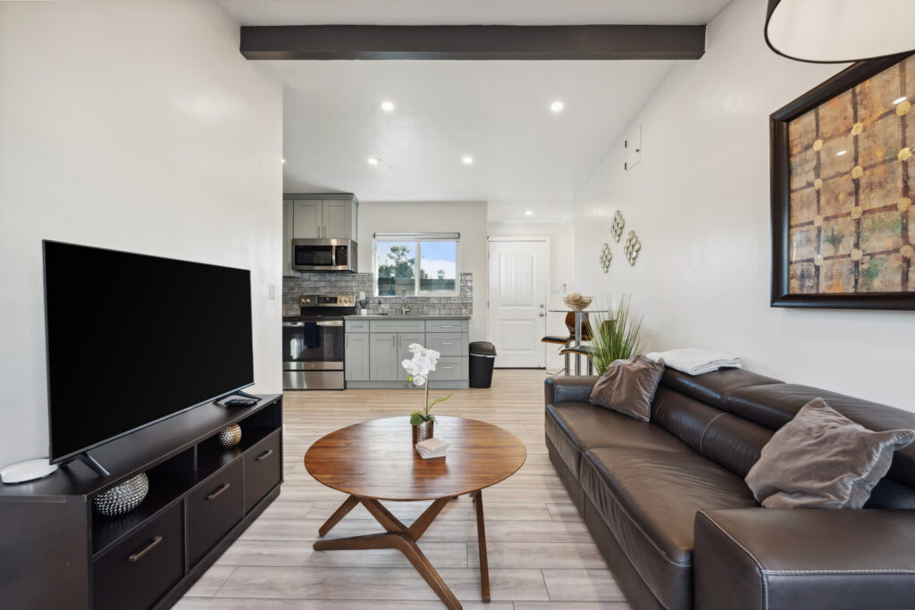 011_327 L St Middle Unit_HIGH RES_20250324