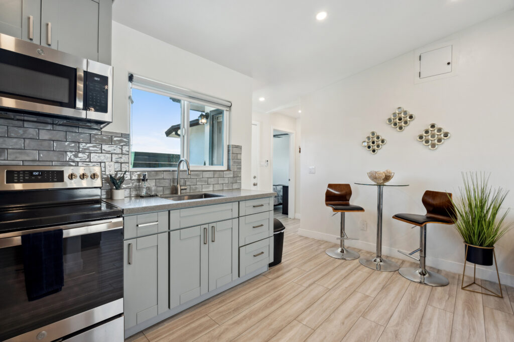 016_327 L St Middle Unit_HIGH RES_20250324